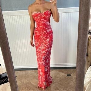 BCBGMaxazria BCBG Maxi Long Coral Dress Erica Size 6